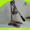 Cheap China supplies solid metal fruit cold juicer press